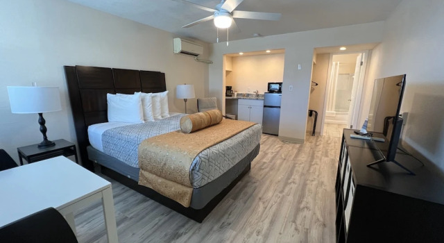 Beachside Resort Motel