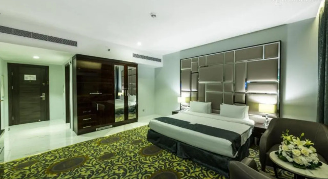 Номер Deluxe LeChateau Boutique Hotel