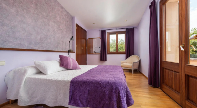 SON Lloringo - Beautiful Villa With Private Above Ground Pool, a Beautiful Garden and Views to the Countryside in Manacor. Free Wifi, Book Villa Villaer i Manacor, Villa