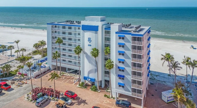 Номер Standard Beach Villas # 306 condo