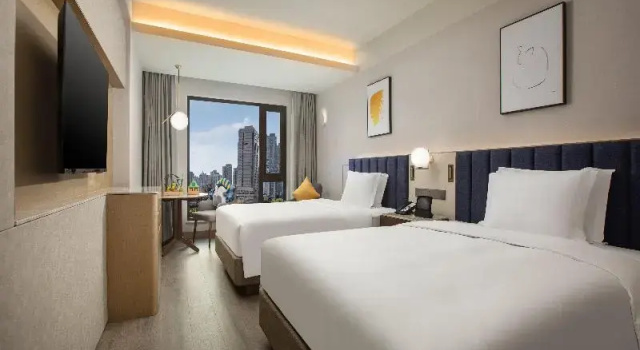 Трёхместный номер Premium voco Nanjing Oriental Pearl by IHG