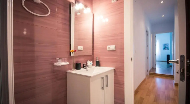 Апартаменты Holidays2Malaga Heredia 3 bedroom opposite Malaga Port