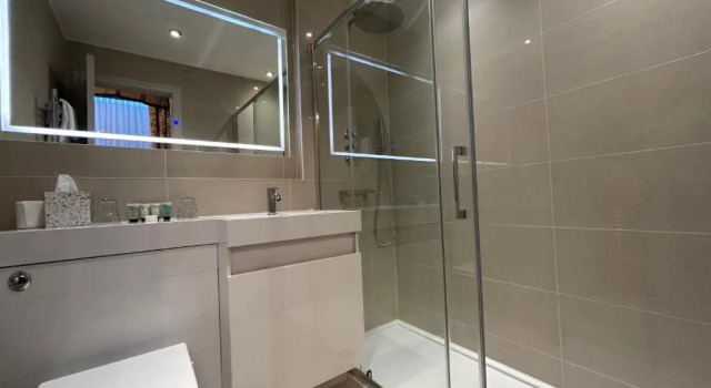 Двухместный номер Superior London Lodge Hotel