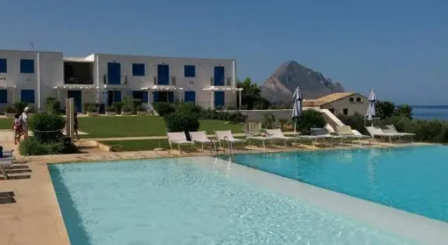 Opuntia Cala Azzurra Macari, Rezervasyon Daire Macari Sicilya