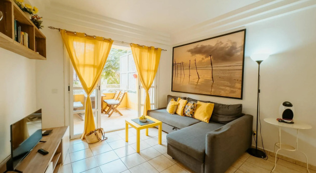 Sunshine by the Ocean 1BR Apartment Costa Adeje, Забронировать Апартаменты/квартира Адехе Teide National Park, рядом с Пляж Ла-Пинта
