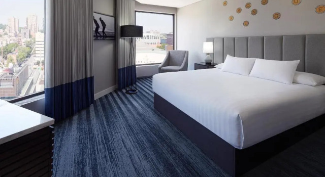 Двухместный люкс с 2 комнатами DoubleTree By Hilton Montreal