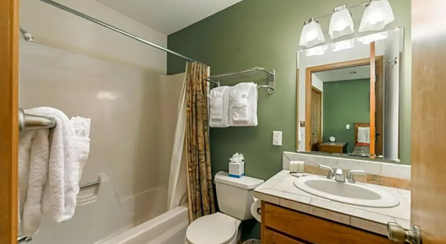 Номер Standard с балконом Ponderosa Lodge