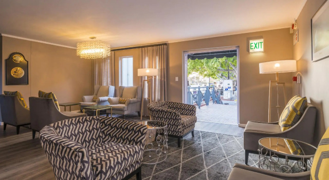Simon's Town Quayside Hotel