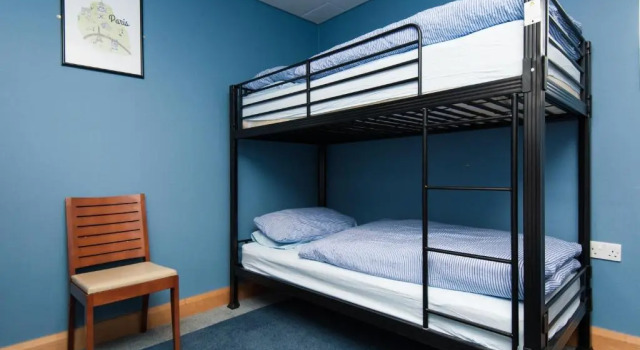 Кровать в общем номере (мужской номер) Russell Scott Backpackers Hostel