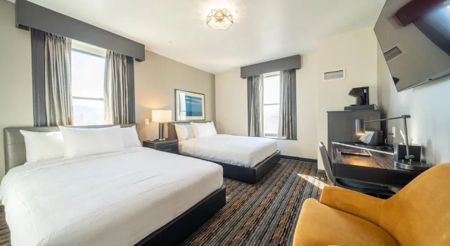 Четырёхместный номер Standard Tygart Hotel, an Ascend Collection Hotel