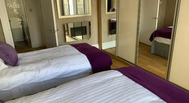 Апартаменты с 2 комнатами The Village Tavern Apartment