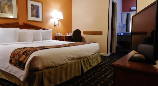 Номер Standard West Bank Inn