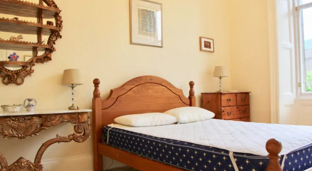 2 Bedroom Apartment Near Haymarket, Забронировать Апартаменты/квартира Эдинбург Midlothian, рядом с Dean Village