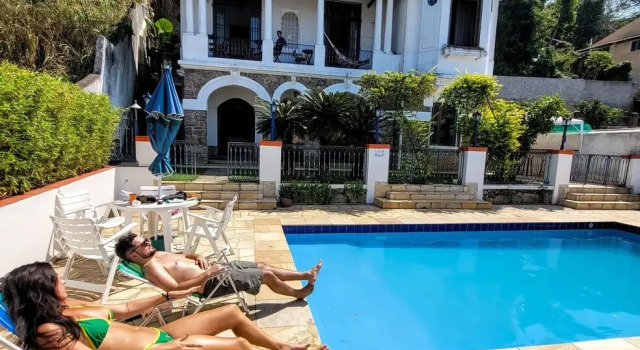 Кровать в общем номере Hostel Sunrise