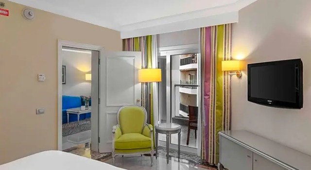 Двухместный люкс c 1 комнатой с видом на город Hilton Alexandria Corniche Hotel