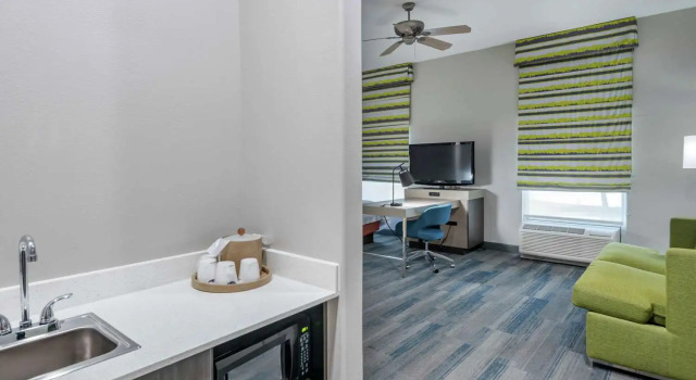 Люкс Hampton Inn Brownwood