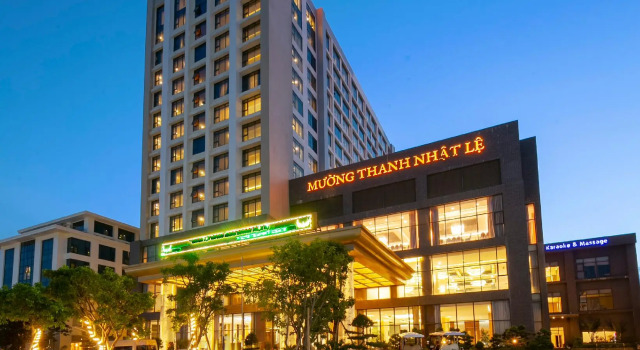 Номер Deluxe Muong Thanh Luxury Nhat Le Hotel