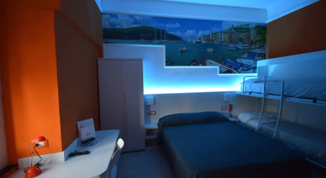 Четырёхместный номер Standard c 1 комнатой Hotel Fiume