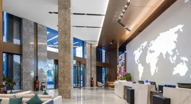 Kyriad Hotel (Tengzhou Xinxing North Road Wuyue Plaza), Rezerwuj Hotel Hotele w Tengzhou z parkingiem, Parking