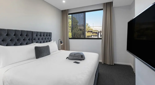 Люкс c 1 комнатой с балконом Meriton Suites North Ryde