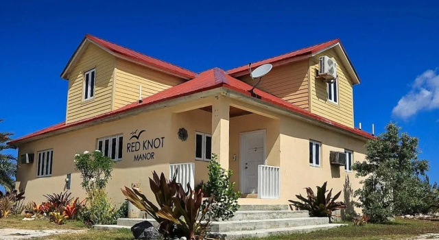 Red Knot Manor, Rezervați Pensiune Matthew Town Bahamas