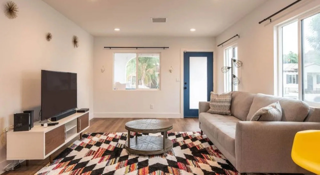 Newly Remodeled 3 BDR House Near Dodgers Stadium