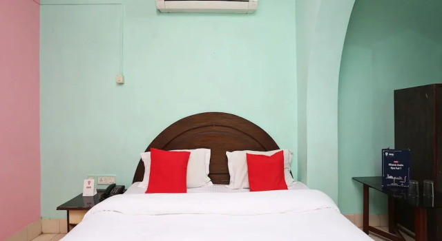 OYO 12337 Hotel Rupashi Bangla