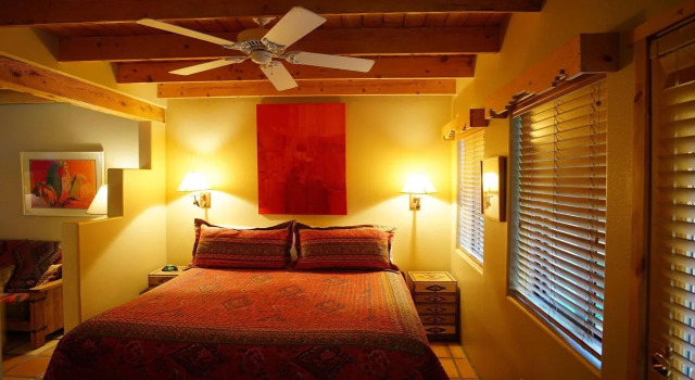 Burch Street Casitas Hotel Taos, Varaa Hotelli Hotellit New Mexico pysäköinnillä, Pysäköinti