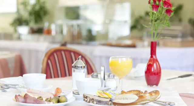 Apartments Drei Morgen, Reserva ahora Apartamento Hoteles en Baden-Wurtemberg con desayuno, Desayunos
