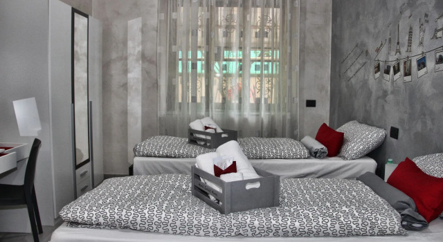 B&B J&B, Reserva ahora Hotel Hoteles en El Lacio con aparcamiento, Aparcamiento