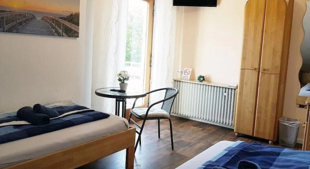 Pension Ristau Haus 1, Забронировать Отель Бюнде Teutoburg Forest
