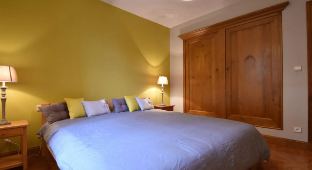 Luxurious Holiday Home in Domme with Swimming Pool, Rezerwuj Hotel Domme Dodogne Valley
