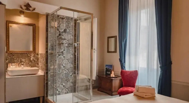 Palazzo dei Pavoni, Relais di Charme, Prenota Bed & breakfast LʼAquila 
