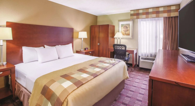 Townhouse Near Hall Of Fame Canton I 77, Réserver Hôtel Canton Ohio