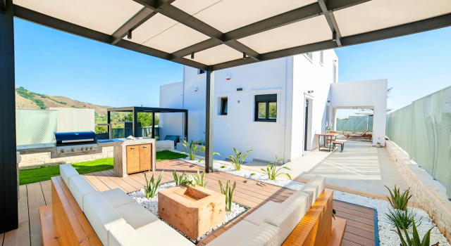 Perla Villas with Heated Pool