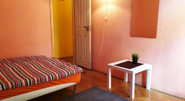 Emerald Hostel Budapest, Забронировать Хостел Хостелы Будапешта, рядом с Станция метро Vorosmarty Square, Хостел
