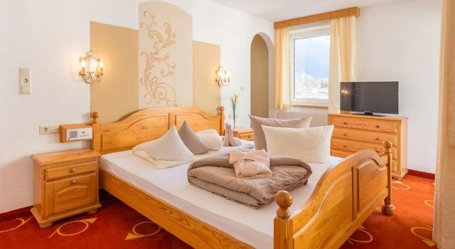 Sterzinger Posthotel, Rezerwuj Hotel Hotele w Tyrol z parkingiem, Parking