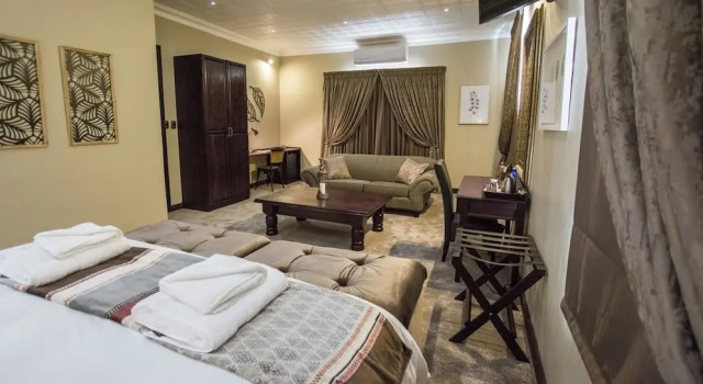 Номер Executive Border Hotel