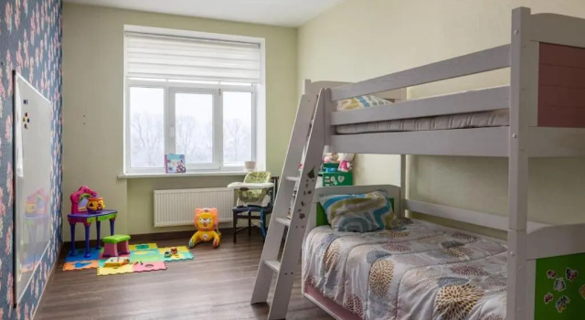 Lovely 2-bdrm condo ideal for a family with children, free parking on premises, จอง โรงแรม Ziemelu ริกา