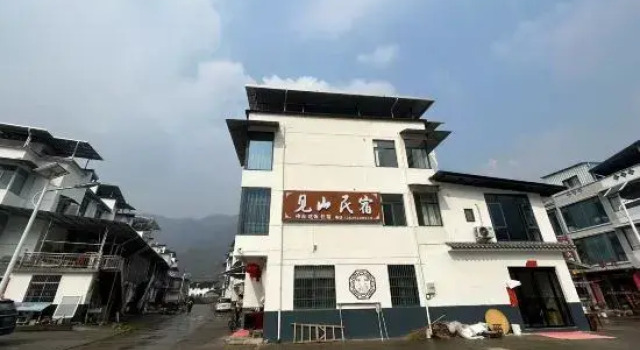 Shitai Jianshan Homestay, Prenota Hotel Hotel a Chizhou con parcheggio, Parcheggio