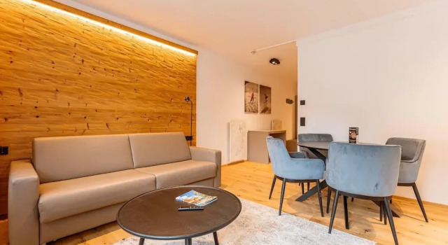 Nice Suite in Saalbach