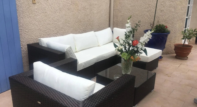 Le Patio Fleuri, Забронировать Отель Лорг Вар, рядом с Les Sentiers de La Dracenie