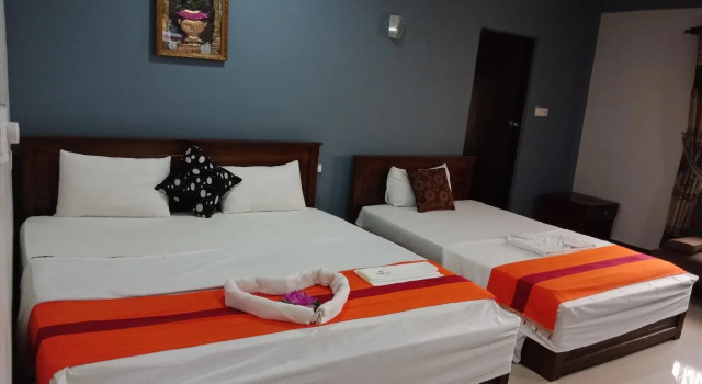 Global City Hotel, Prenota Hotel New Bazaar Distretto di Colombo