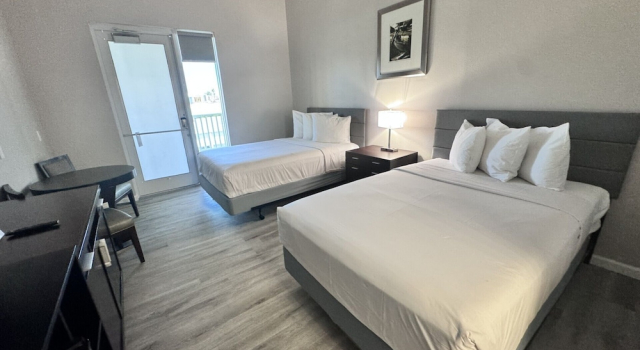 Двухместный номер Economy John's Pass Hotel