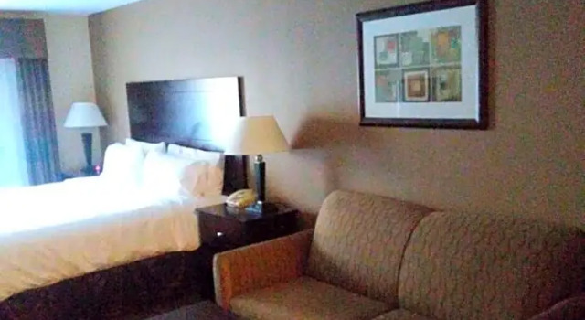 Двухместный номер Deluxe Holiday Inn Express & Suites Zanesville North by IHG