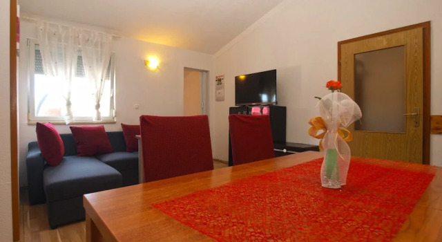 Apartment 1680