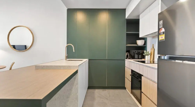 Ground Floor Apartment With Private Courtyard, Book Apartment Perth CBD Perth