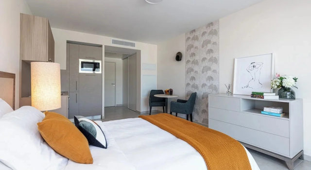 Апартаменты Comfort Résidence Senior Marina Bay