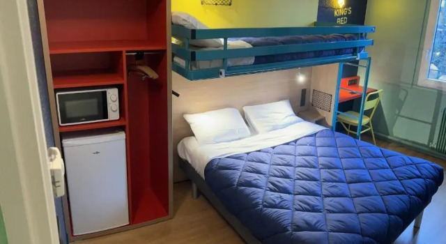 Трёхместный номер Standard Premiere Classe Lyon Nord Dardilly