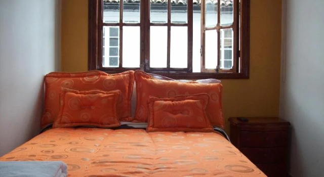 Hotel Caney Lodge, Забронировать Отель Teusaquillo Богота, рядом с Jorge Eliecer Gaitan Museum